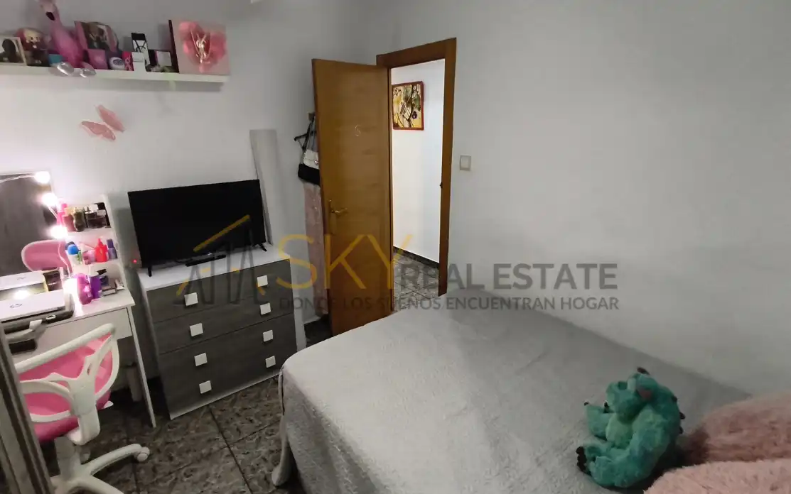 Habitación de Piso en venta en Paterna con Aire acondicionado, Terraza y Balcón