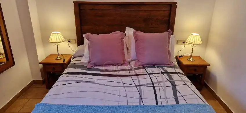 Bedroom of Attic for rent in Granada  with Air Conditioner, Heating and Terrace