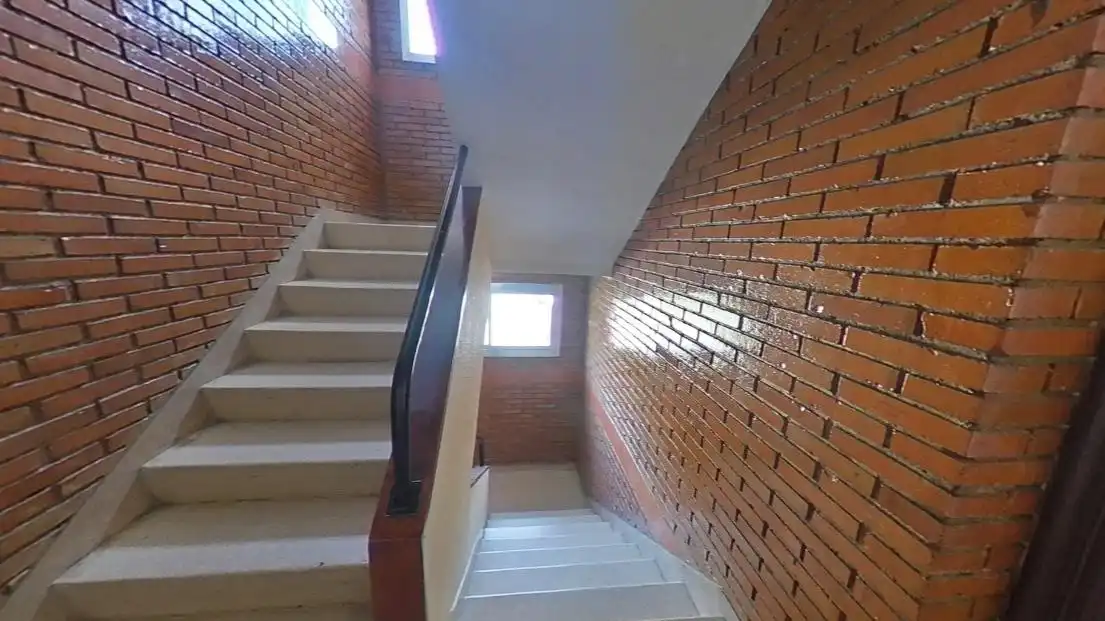 Piso en venta en Madrid con Calefacción, Terraza y Horno
