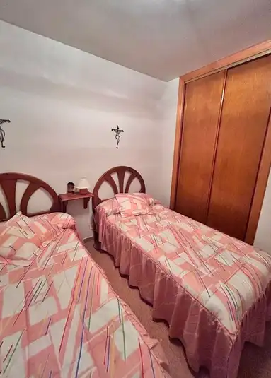 Habitación de Casa adosada en venta en Navaleno con Jardín privado y Amueblado
