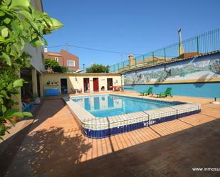 Piscina de Casa o xalet en venda en Jacarilla amb Jardí privat, Terrassa i Balcó