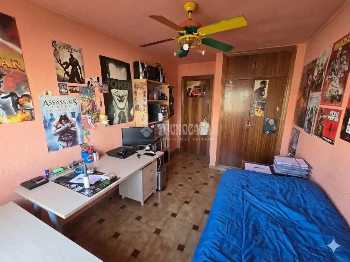 Bedroom of Detached homes for sale in Velilla de San Antonio  with Heating, Private garden and Terrace