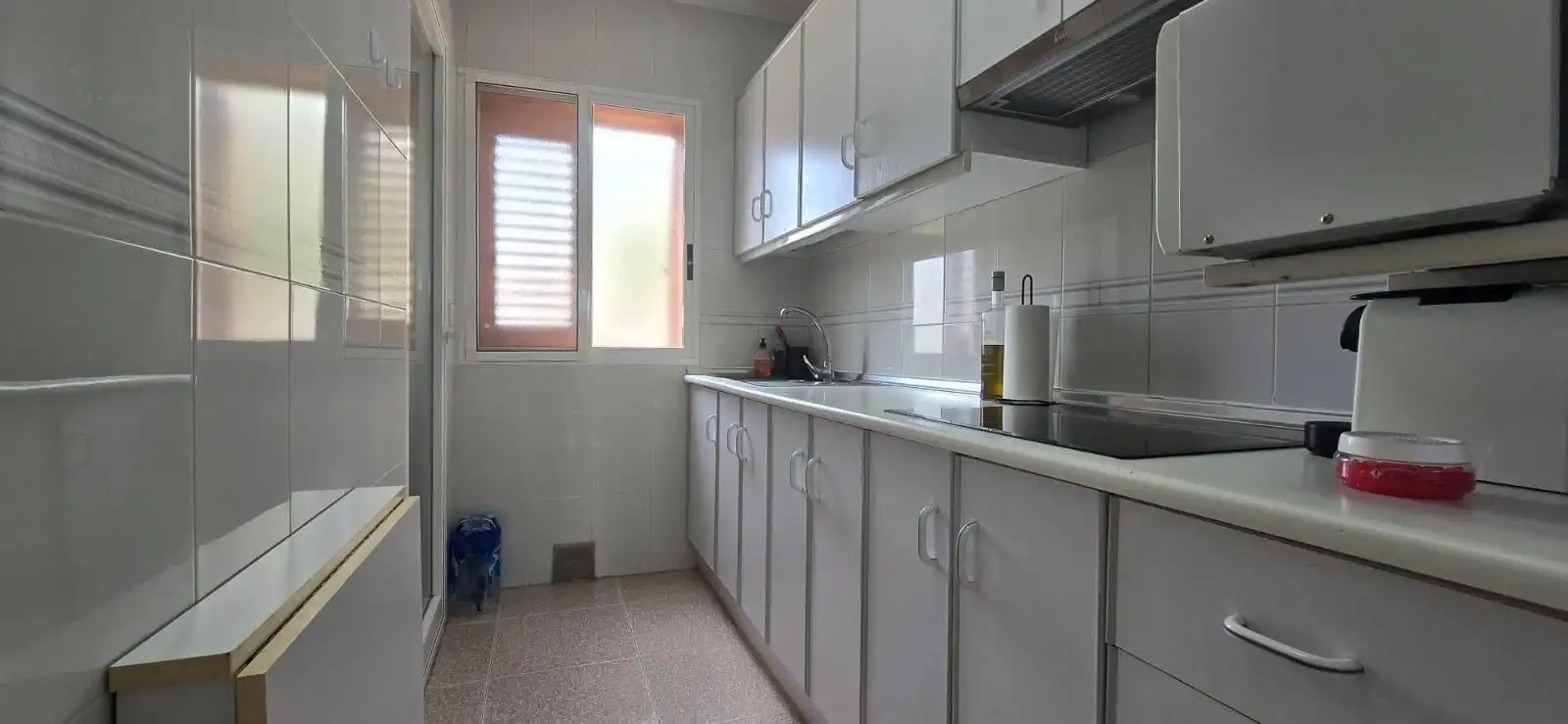Cuina de Apartament en venda en Mazarrón amb Aire condicionat, Terrassa i Moblat