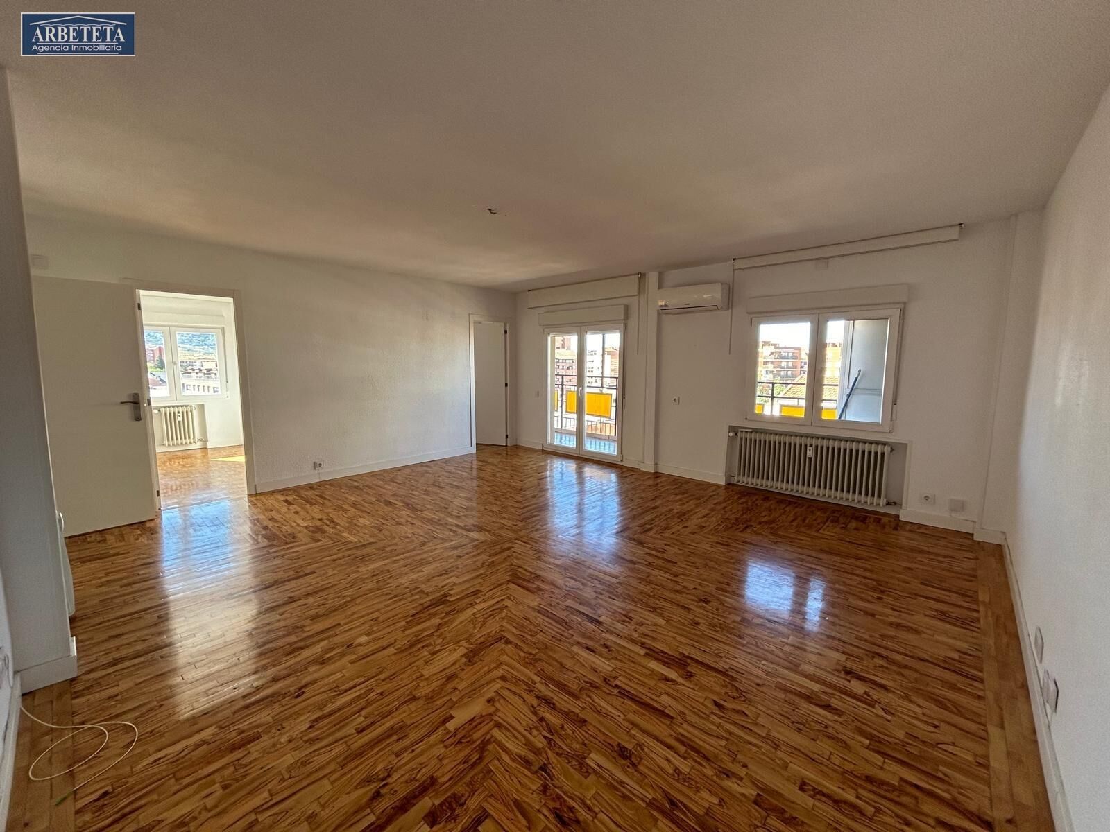 Living room of Flat to rent in Guadalajara Capital  with Air Conditioner, Heating and Terrace