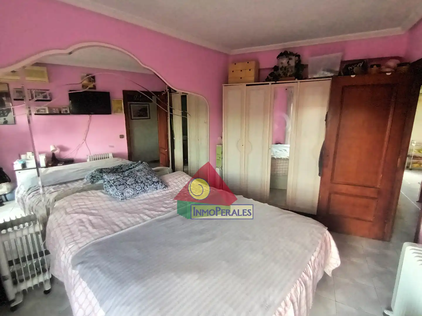 Schlafzimmer von Wohnung zum Verkauf in Madrid mit Klimaanlage und Balkon