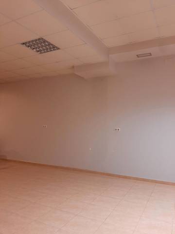 Local comercial en Alquiler en Caldas de Reis