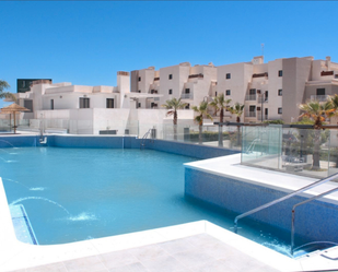 Piscina de Apartament en venda en Mijas amb Aire condicionat i Terrassa