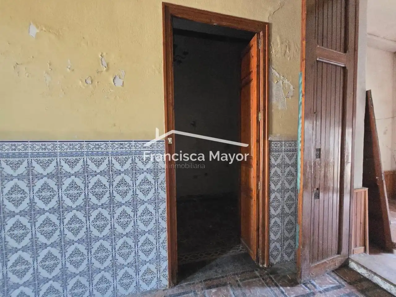Erdgeschoss zum Verkauf in Valencia mit Terrasse