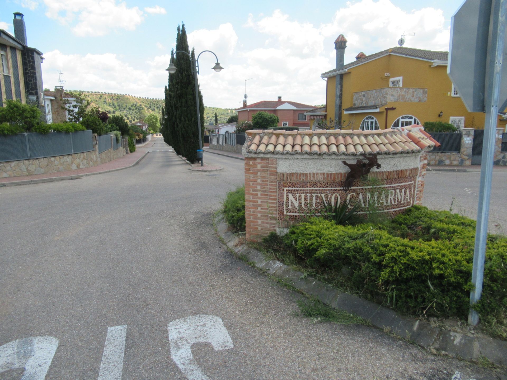 Vista exterior de Casa o xalet en venda en Camarma de Esteruelas amb Calefacció, Jardí privat i Terrassa