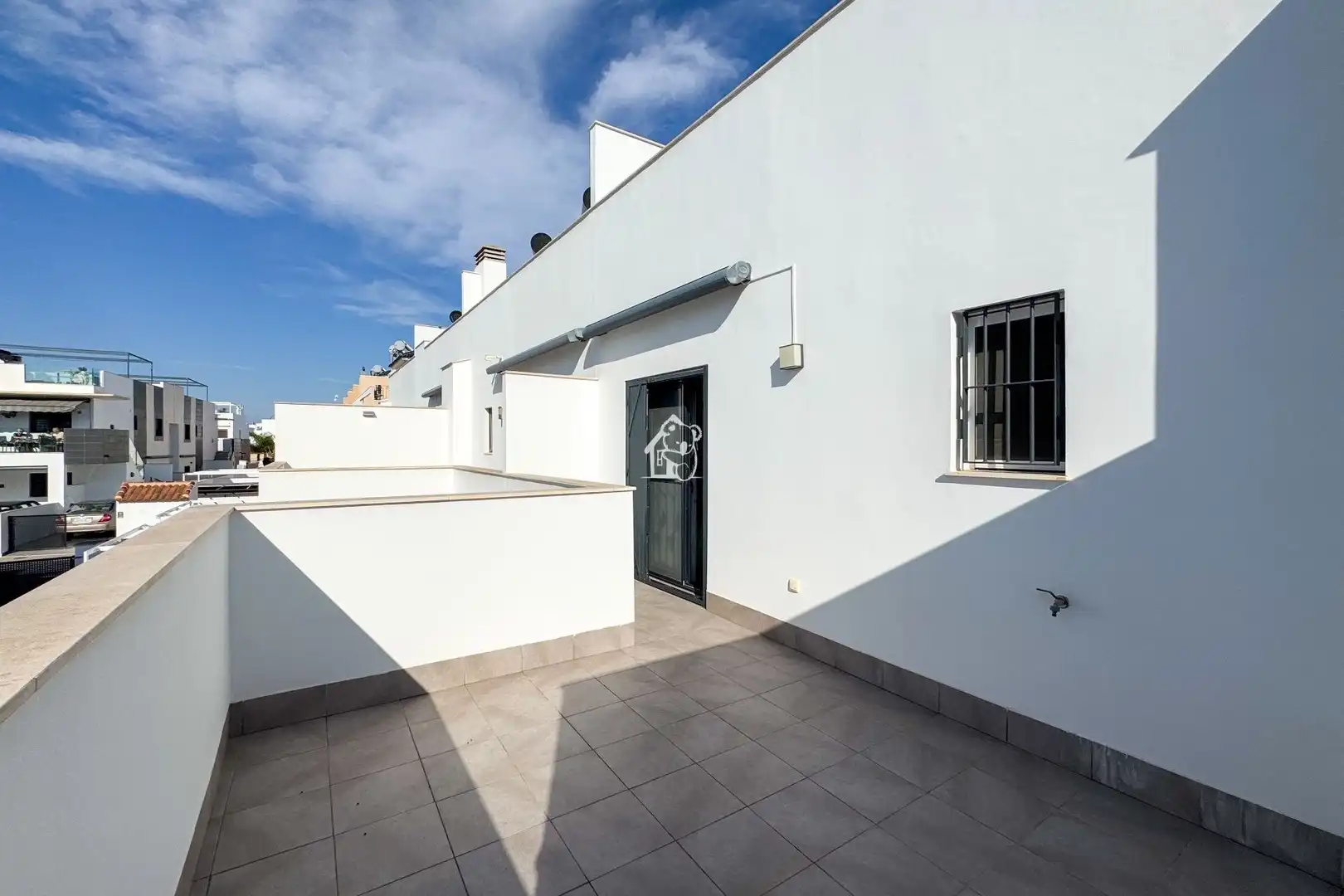 Vista exterior de Casa adosada de alquiler en Pilar de la Horadada con Aire acondicionado, Jardín privado y Terraza