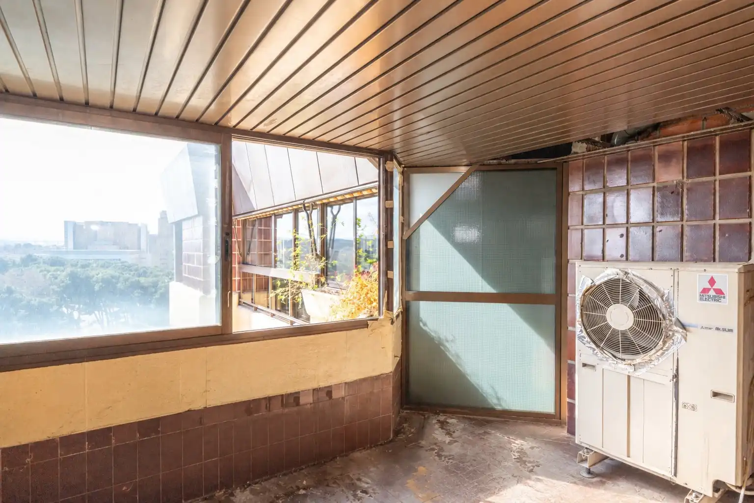 Flat for sale in Zaragoza  with Air Conditioner and Heating
