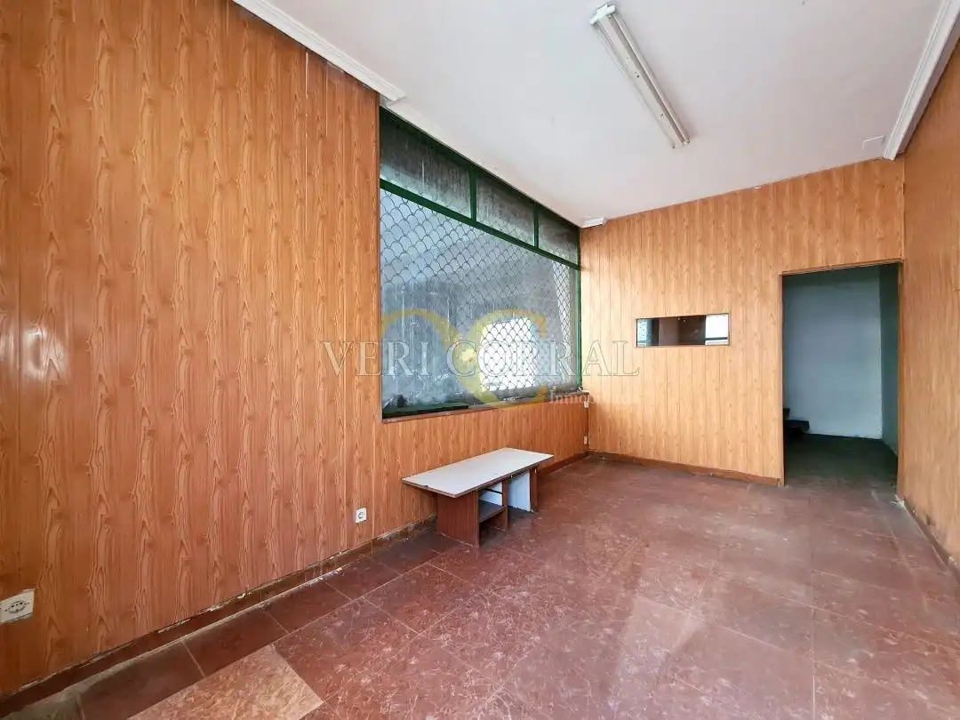 Business premises for sale in Avenida de la Constitución, imagen 3