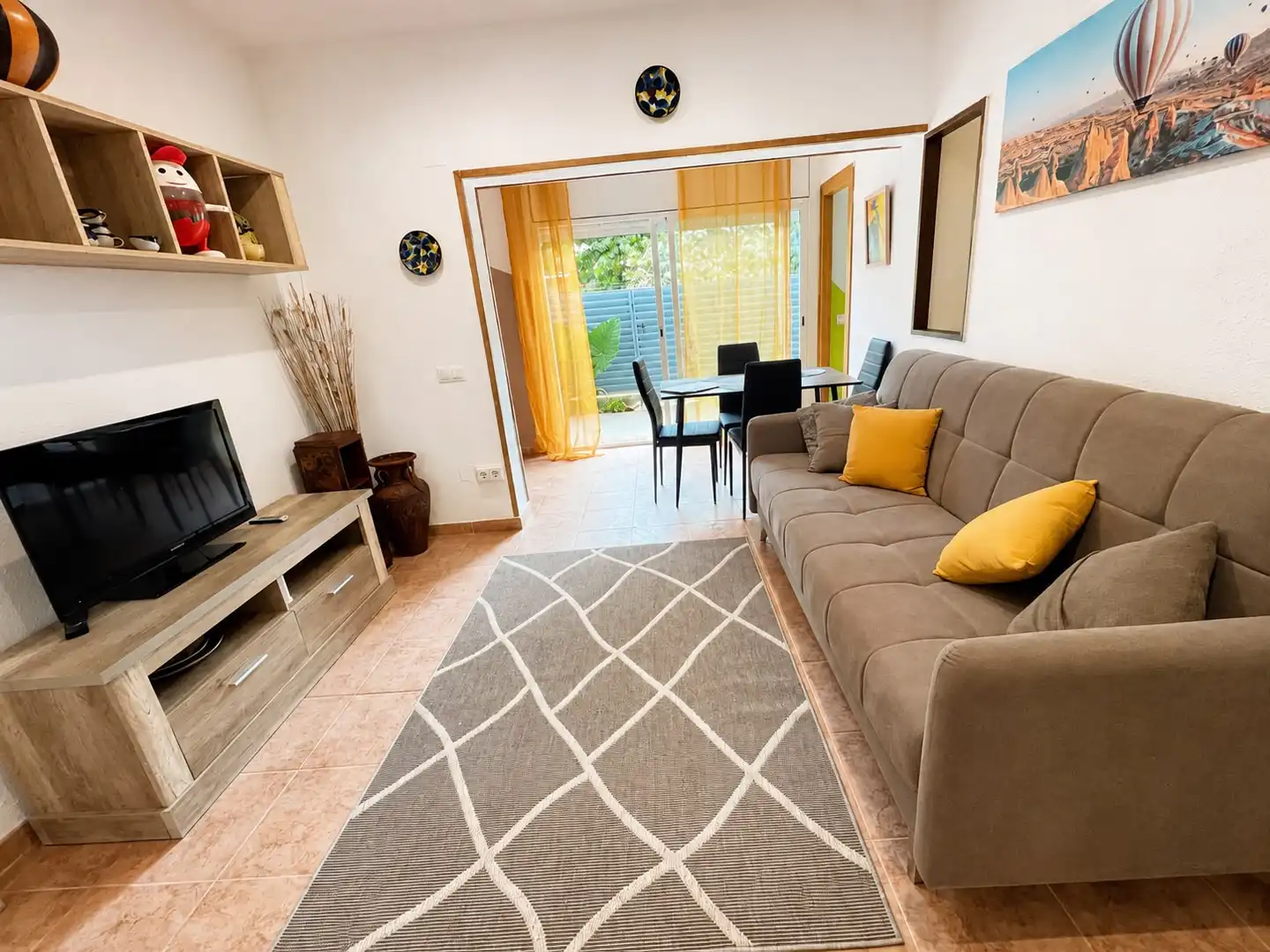 Sala de estar de Apartamento en venta en Santa Susanna con Terraza, Horno y Piscina comunitaria
