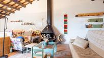 Sala d'estar de Finca rústica en venda en La Tallada d'Empordà amb Aire condicionat, Calefacció i Terrassa