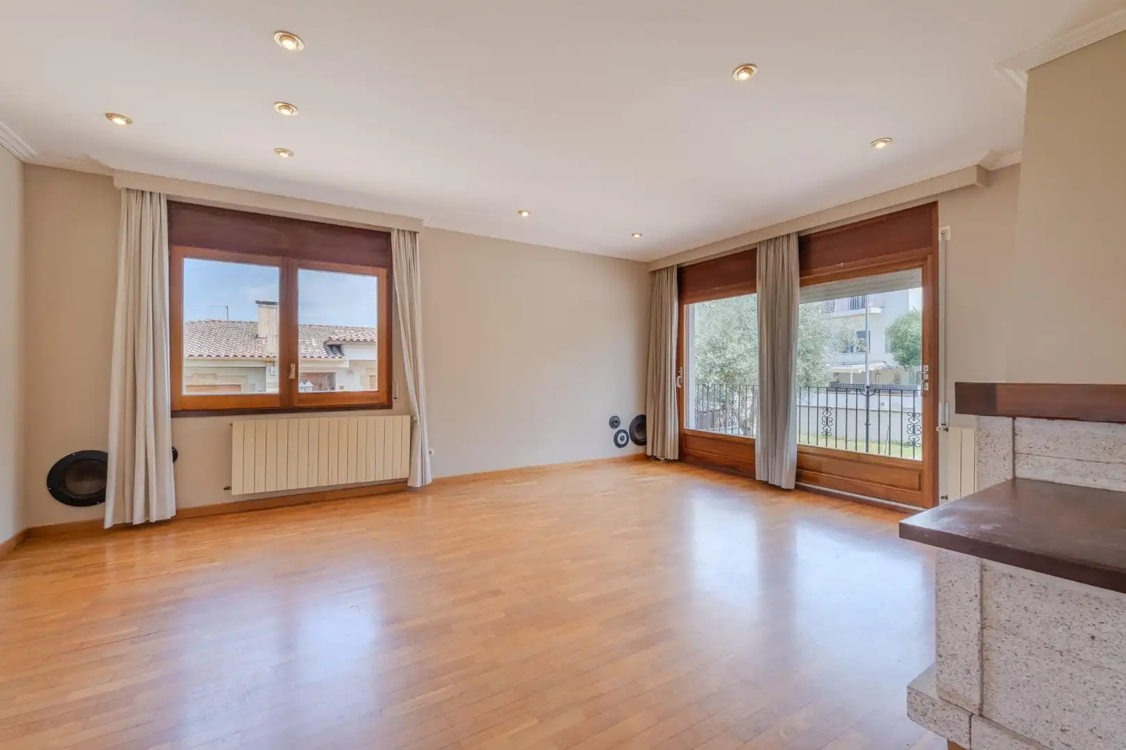 Houses for rent in ABAT ESCARRE, Montjuïc
