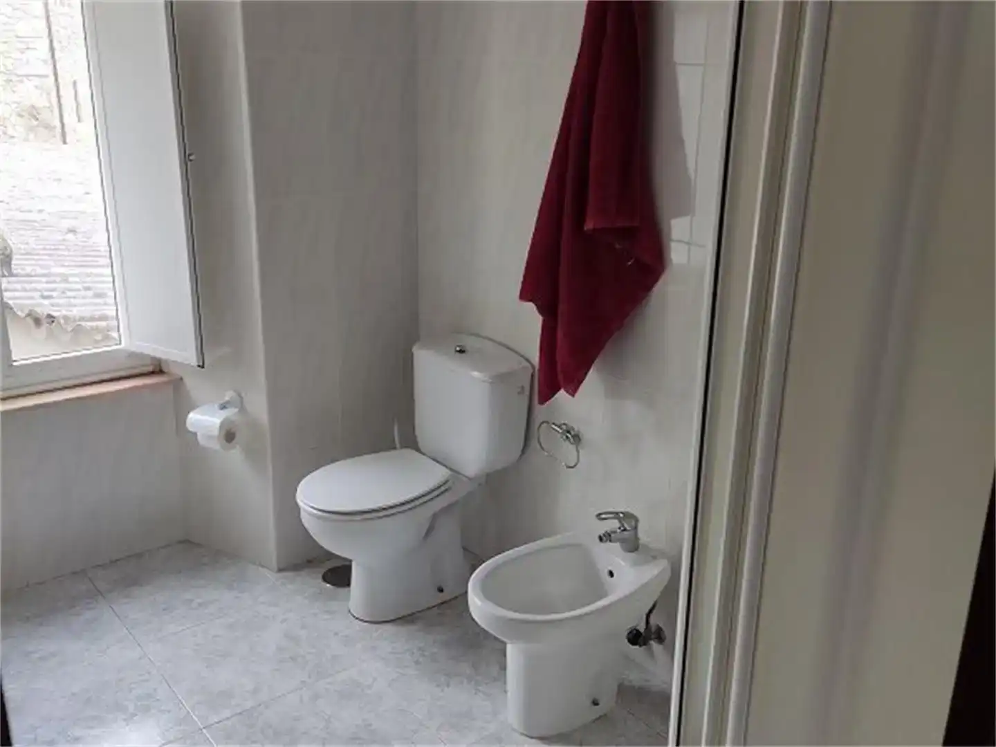 Baño de Casa o chalet de alquiler en Xove con Jardín privado, Trastero y Amueblado