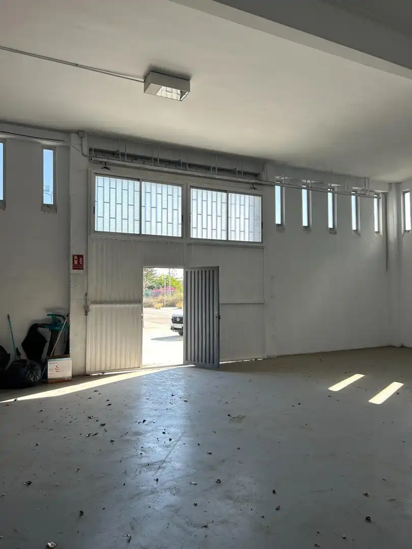 Nau industrial en venda a CAMI DE FAITANAR, 2, Picanya