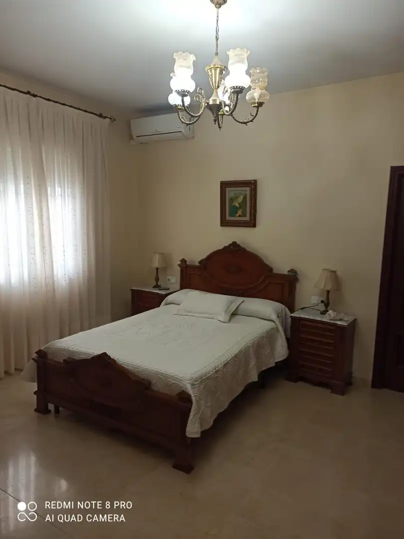 Habitación de Casa o chalet en venta en Baena con Aire acondicionado, Calefacción y Jardín privado