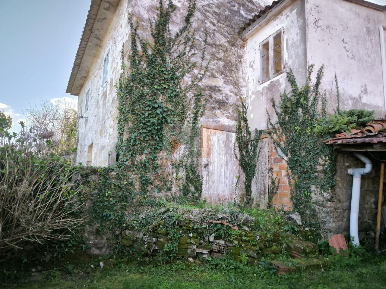 Vista exterior de Casa o xalet en venda en Moaña amb Jardí privat
