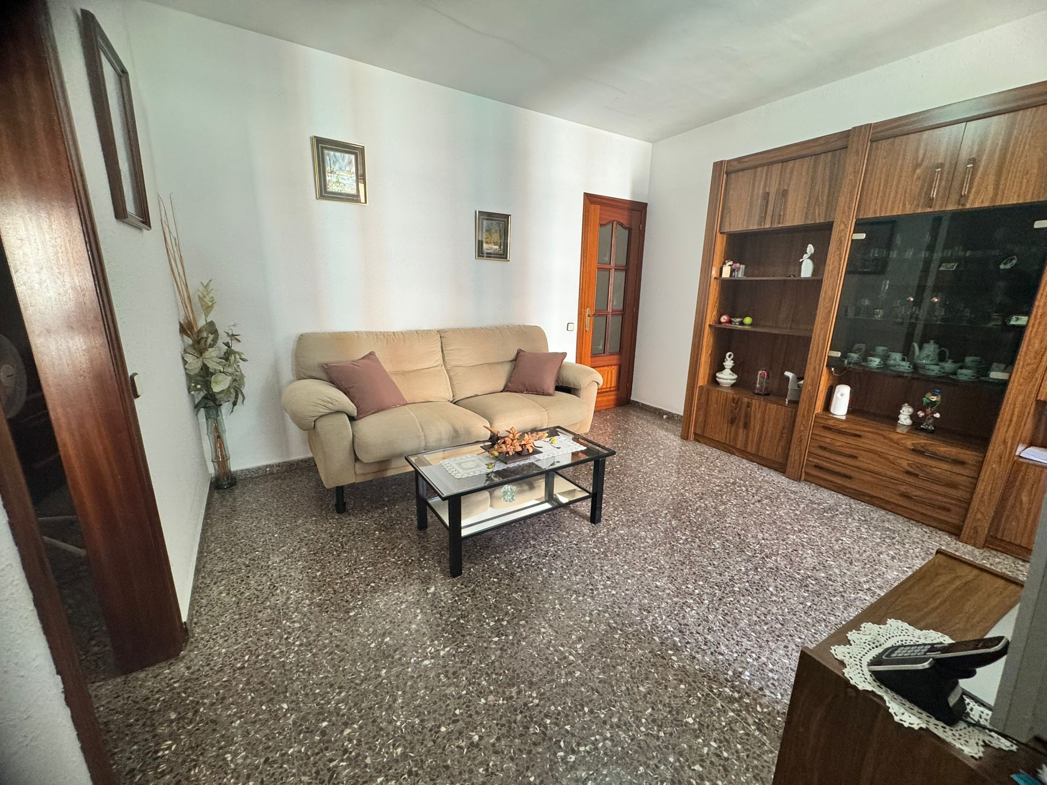 Living room of Flat for sale in L'Hospitalet de Llobregat  with Balcony