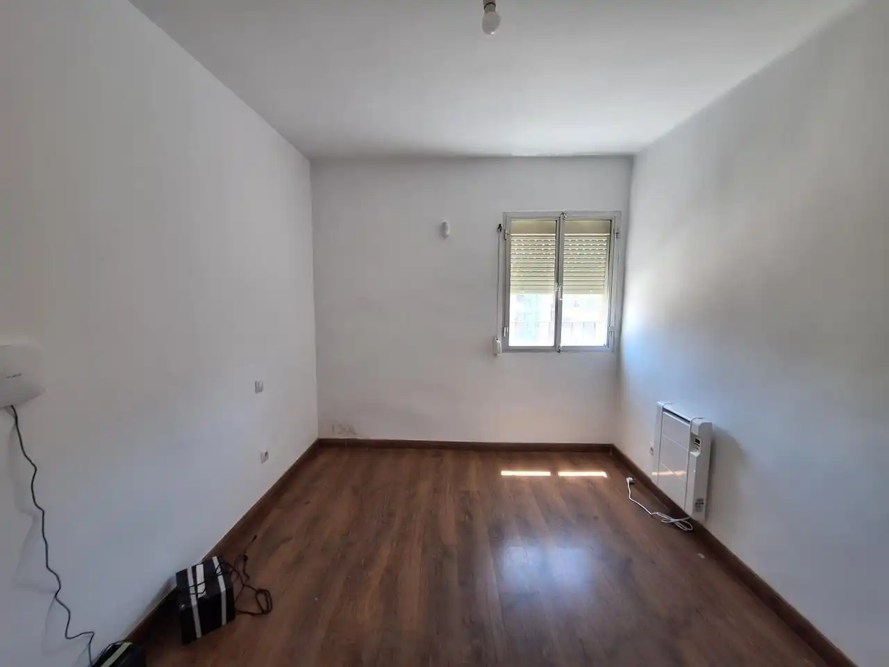 Flat for sale in Calle del Doctor Bellido, imagen 2