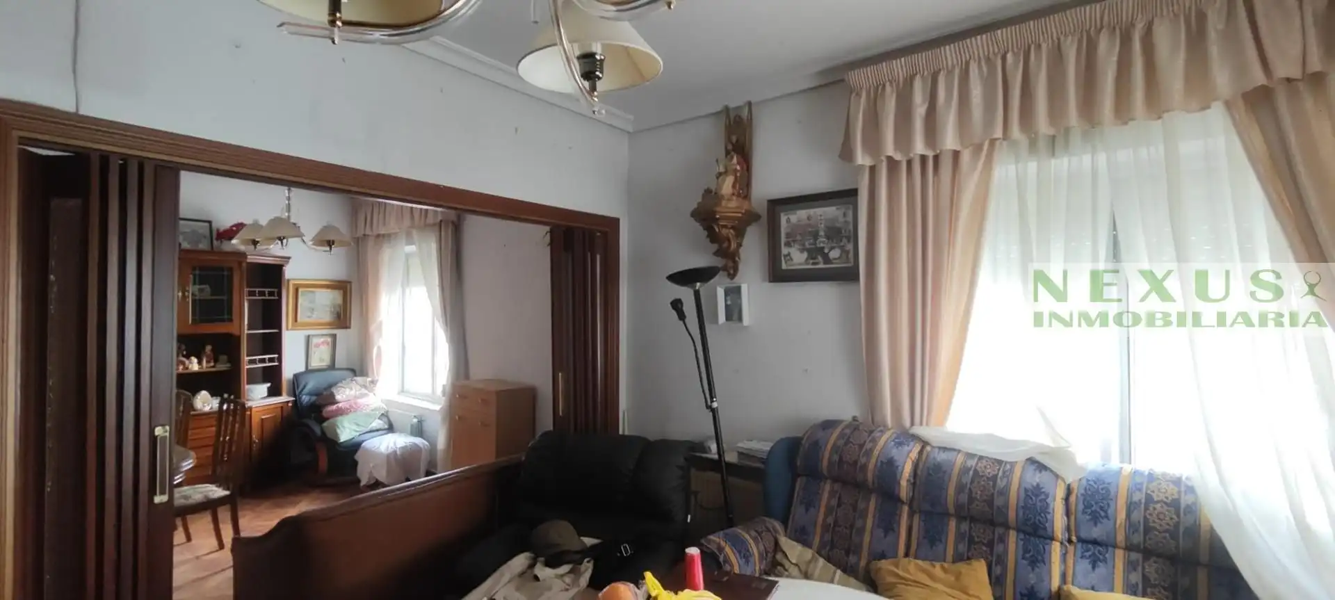 Sala d'estar de Casa adosada en venda en Cáceres