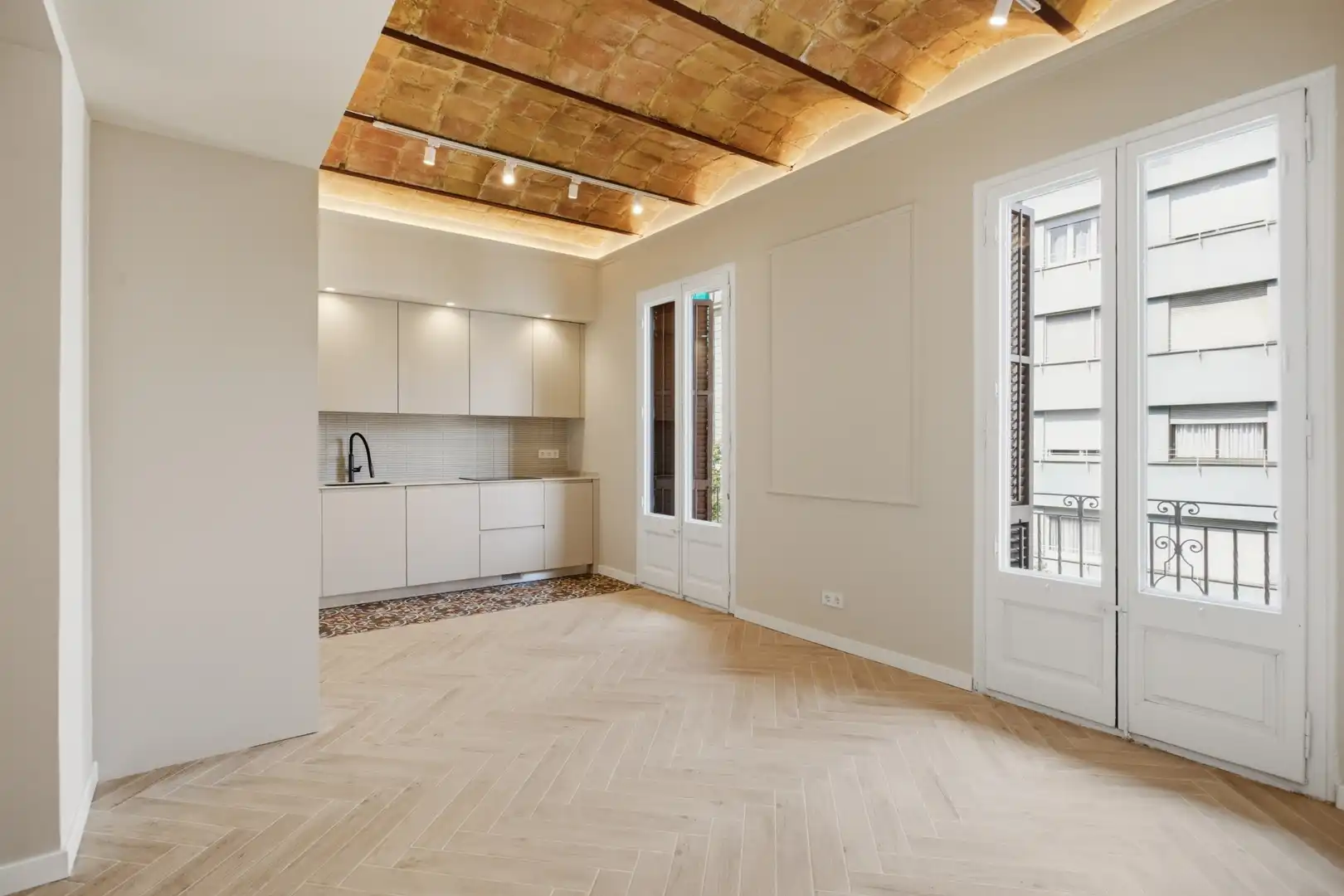 Cocina de Piso en venta en Barcelona con Aire acondicionado, Calefacción y Horno