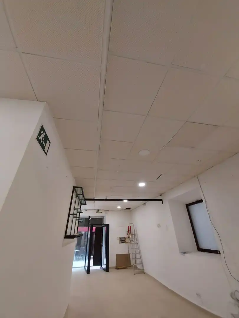 Geschaftsraum zur Miete in Jaén
