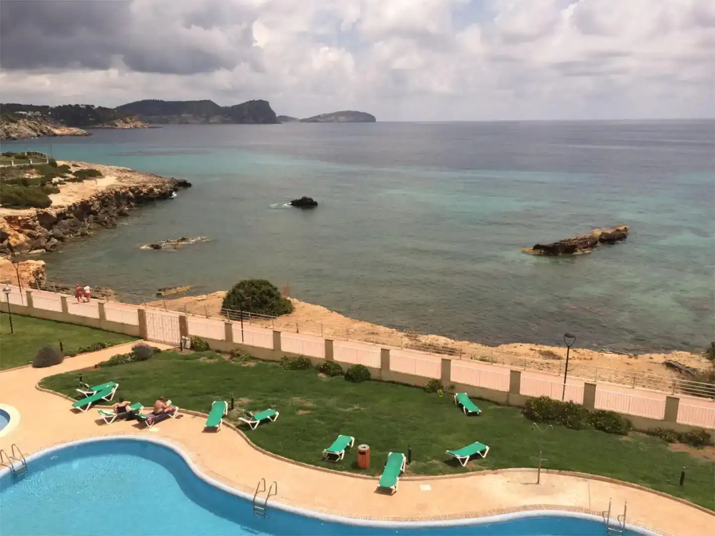 Piscina de Piso en venta en Santa Eulària des Riu con Aire acondicionado, Piscina y Balcón