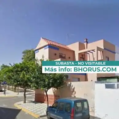 Vista exterior de Casa o xalet en venda en Bormujos amb Jardí privat