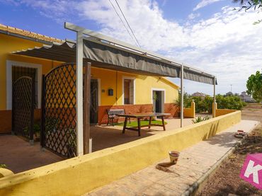 Casa bifamiliare con giardino in vendita a Partida la Marina