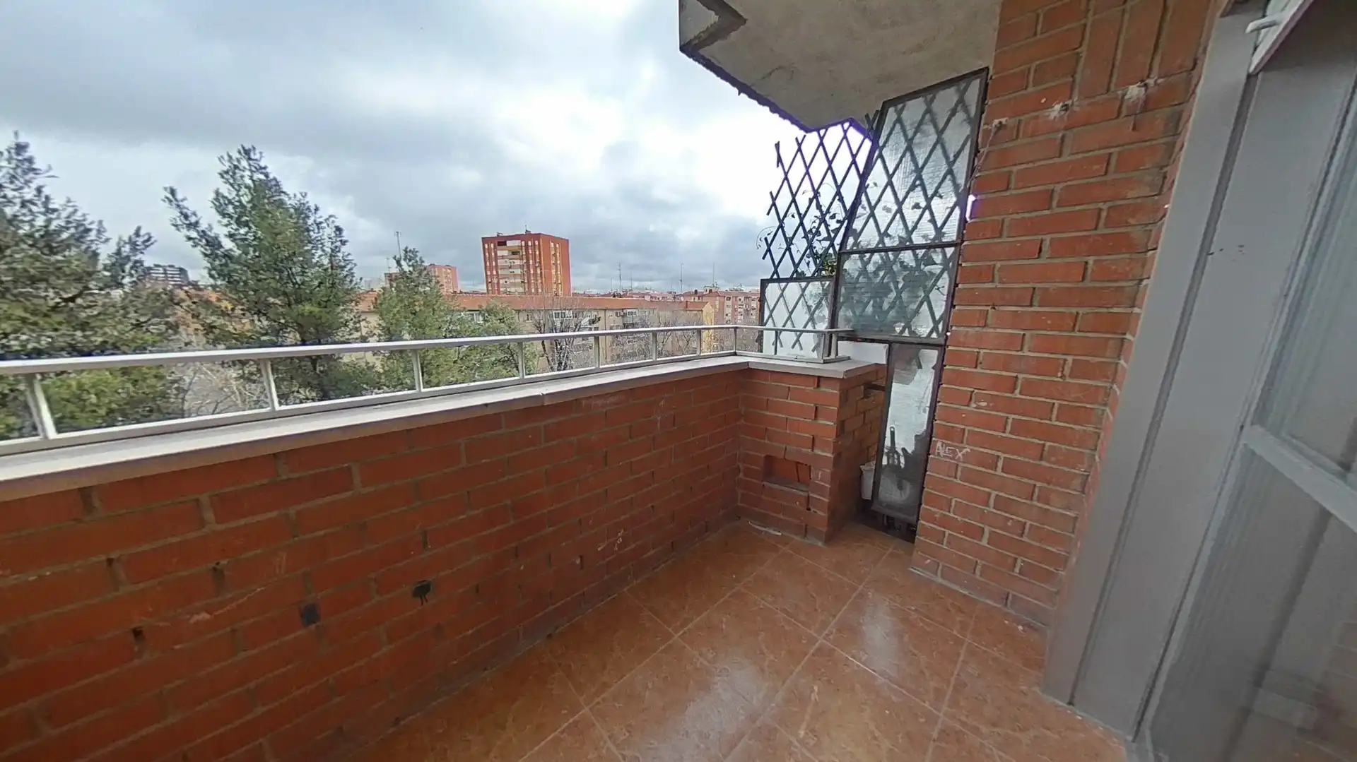 Balcony of Flat for sale in Madrid