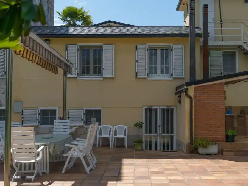 Jardí de Casa o xalet en venda en Ponferrada amb Piscina i Balcó