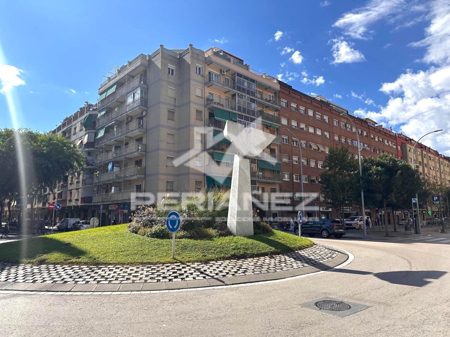 Vista exterior de Pis en venda en El Prat de Llobregat amb Aire condicionat