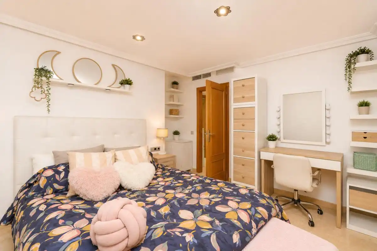 Bedroom of Flat for sale in Alicante / Alacant  with Heating, Terrace and Storage room