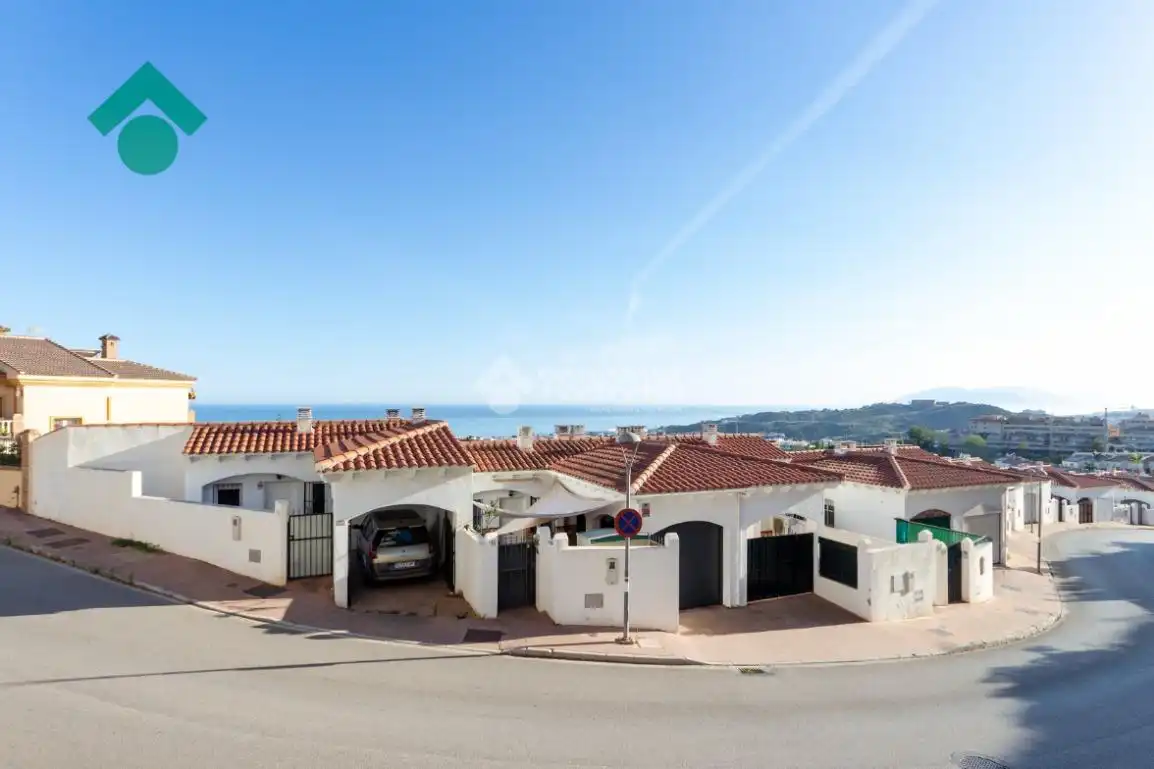 Pis amb ascensor en venda a Añoreta Golf - Paraíso del Sol