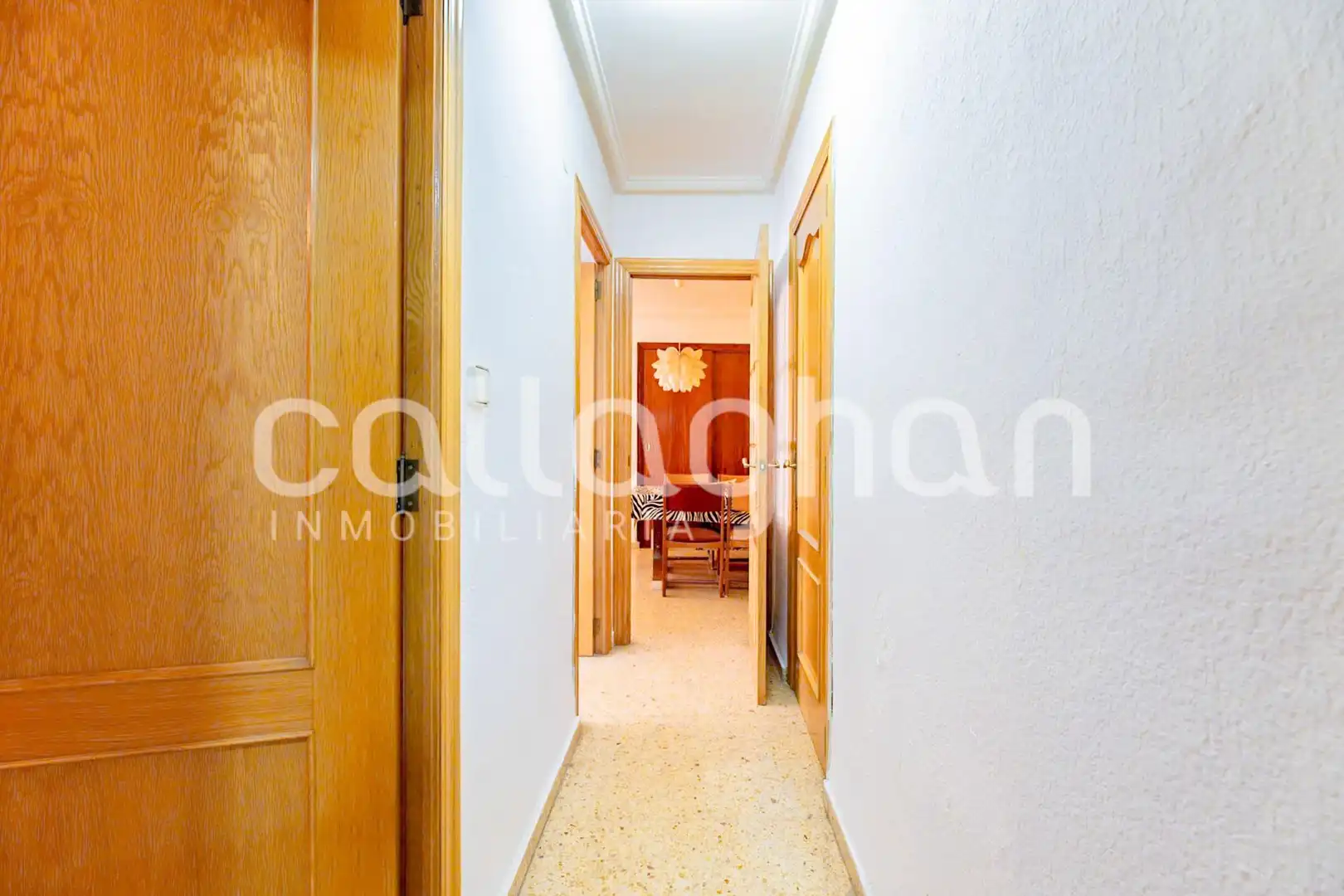 Piso en venta en Valencia con Balcón