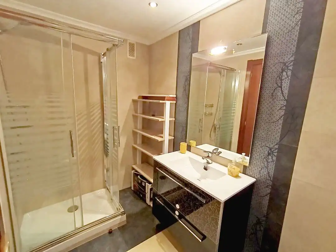 Bathroom of Flat for sale in Larrabetzu  with Heating, Storage room and Furnished