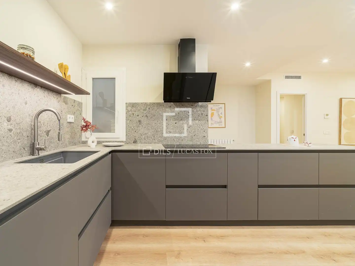 Appartamento con terrazza in vendita a Eixample, imagen 17
