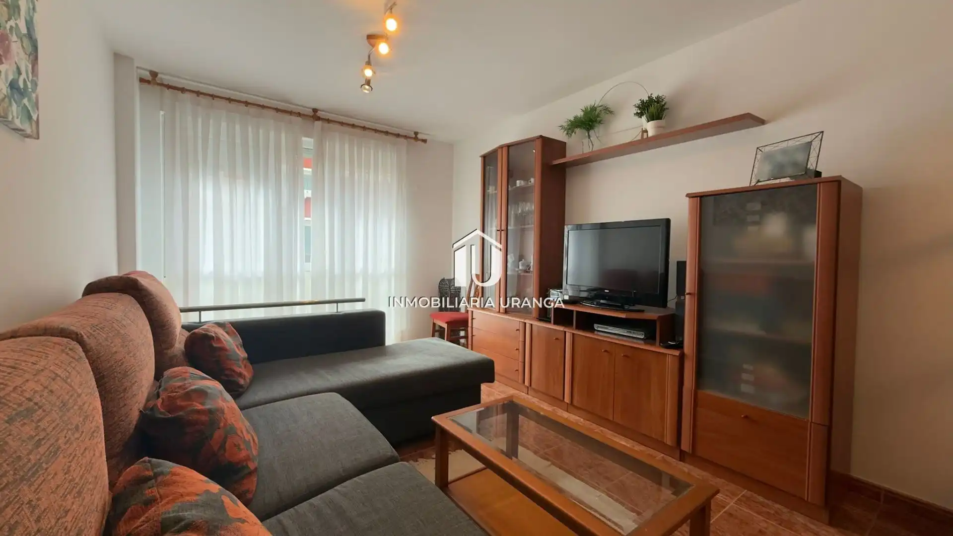 Living room of Flat for sale in Laredo  with Heating, Terrace and Furnished