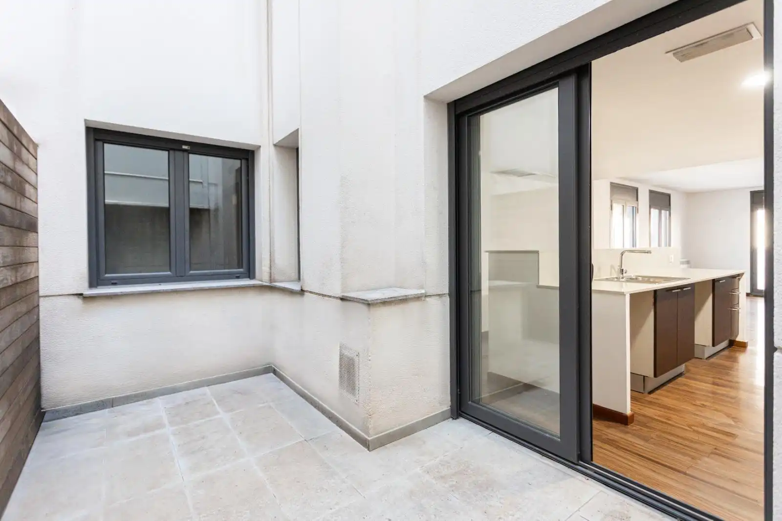 Terraza de Apartamento en venta en Figueres con Calefacción y Parquet