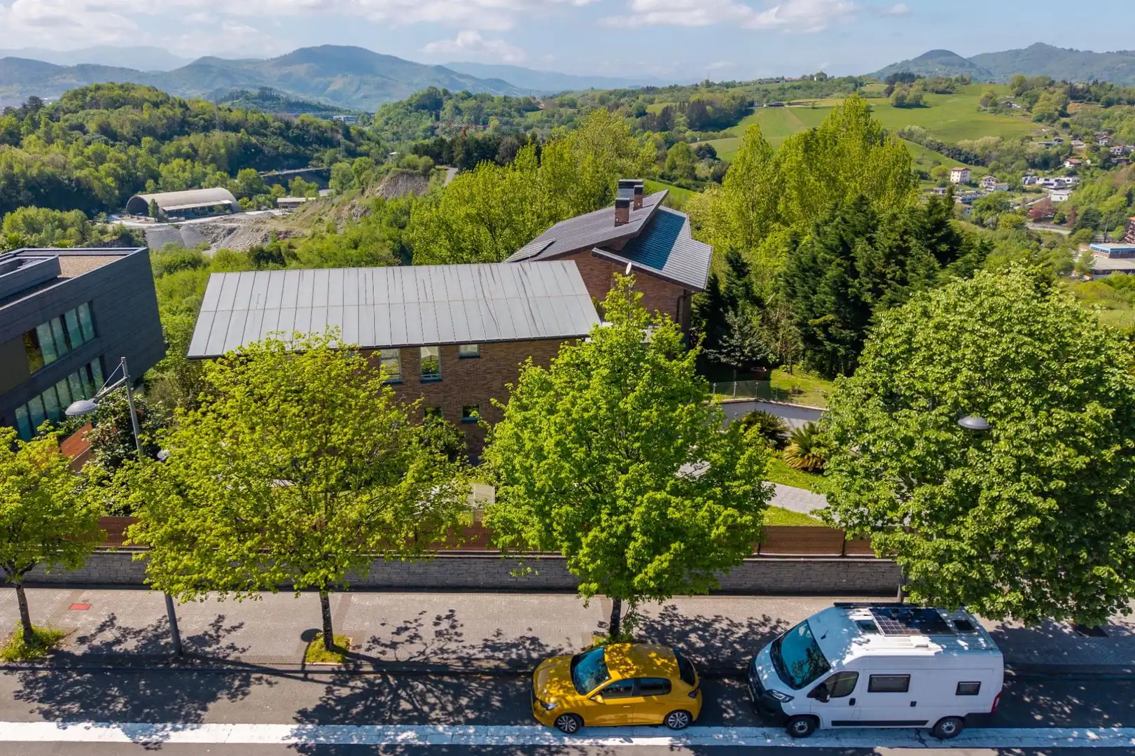 Vista exterior de Casa adosada en venta en Donostia - San Sebastián  con Calefacción, Jardín privado y Terraza