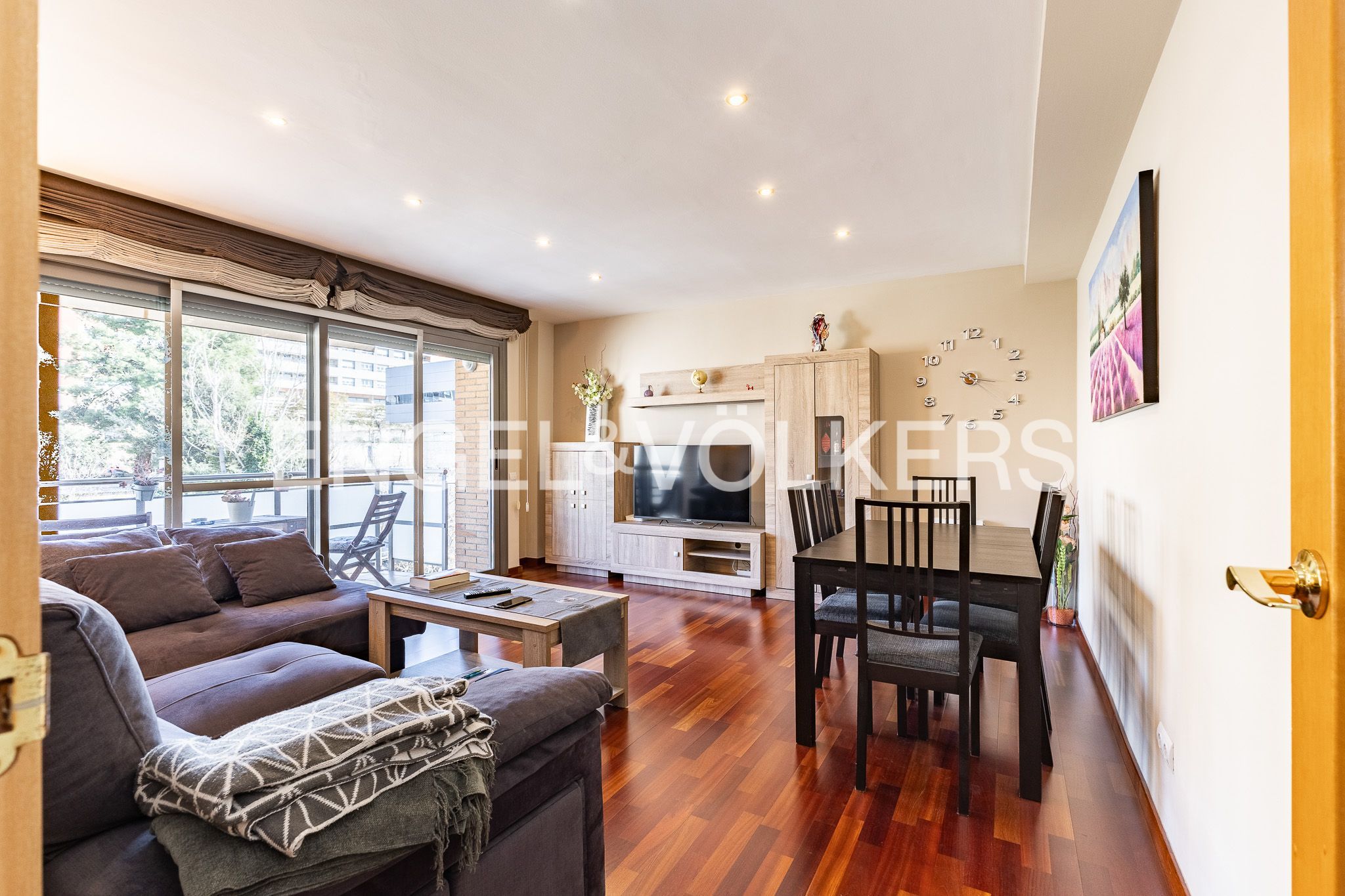 Außenansicht von Dachboden zum Verkauf in Rubí mit Klimaanlage, Heizung und Parkett