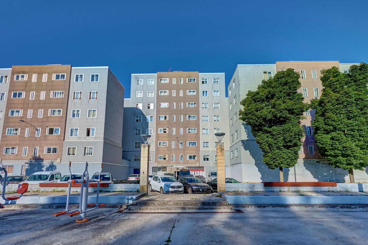 Exterior view of Flat for sale in  Pamplona / Iruña  with Heating, Parquet flooring and Storage room