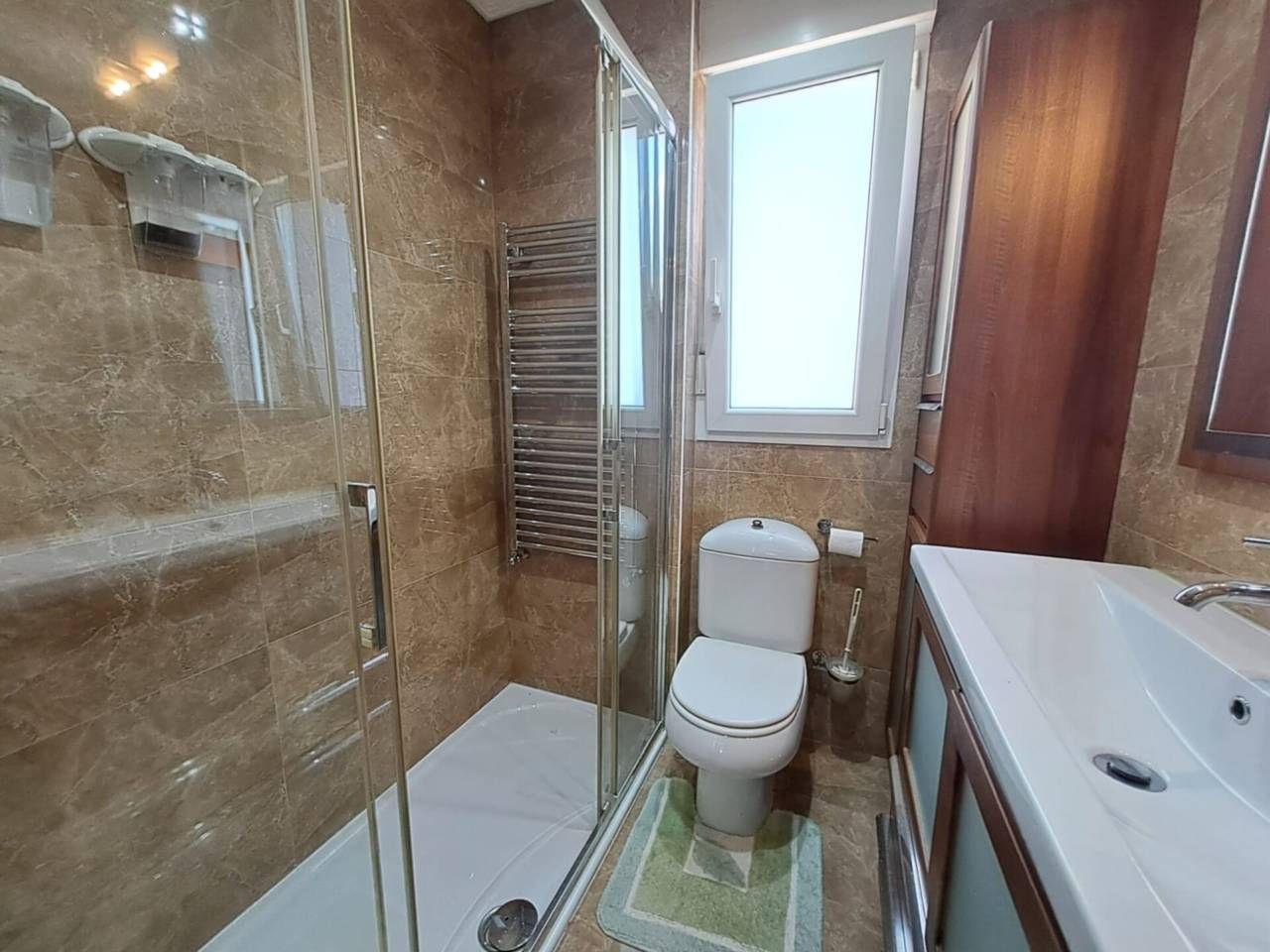 Bathroom of Flat for sale in Burgos Capital  with Heating, Parquet flooring and Terrace
