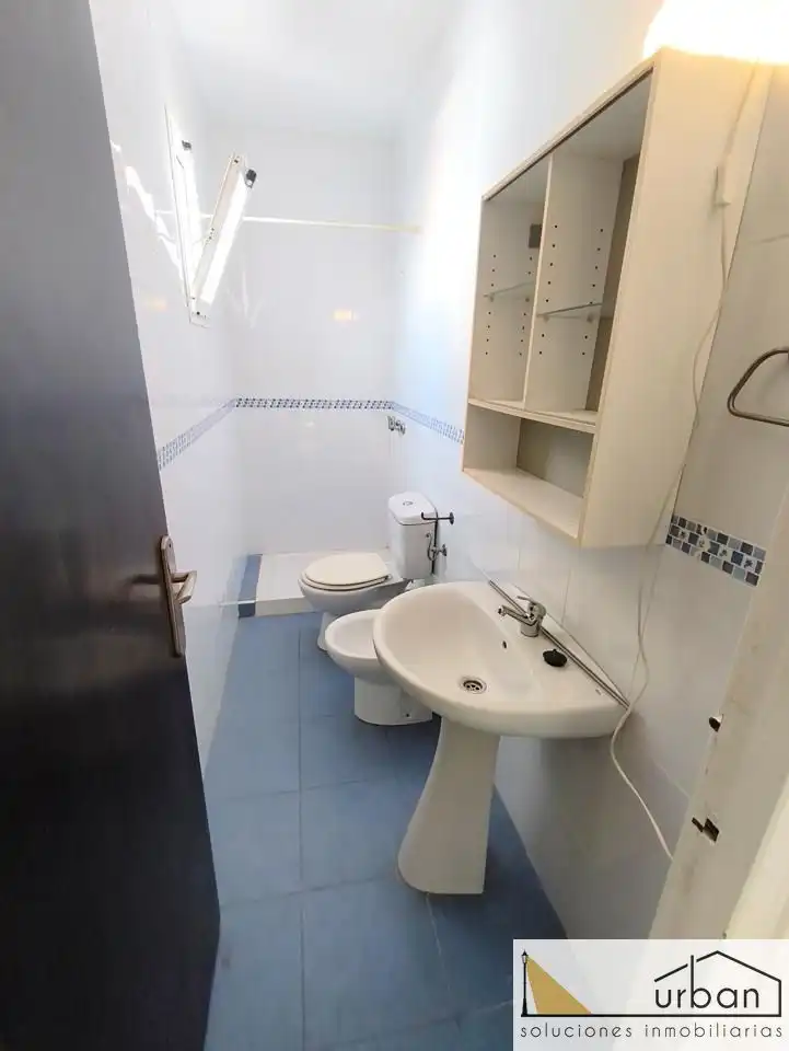 Bany de Casa adosada en venda en Chipiona amb Terrassa