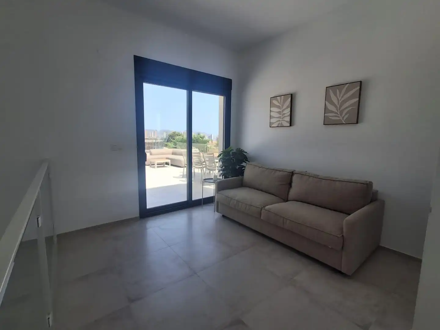 House with pool to rent in Calle PRAGA, imagen 13