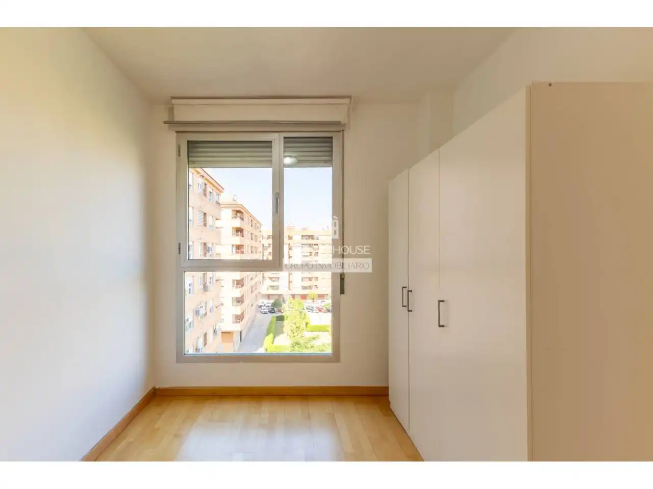 Schlafzimmer von Wohnung zum Verkauf in Valencia mit Klimaanlage, Heizung und Parkett