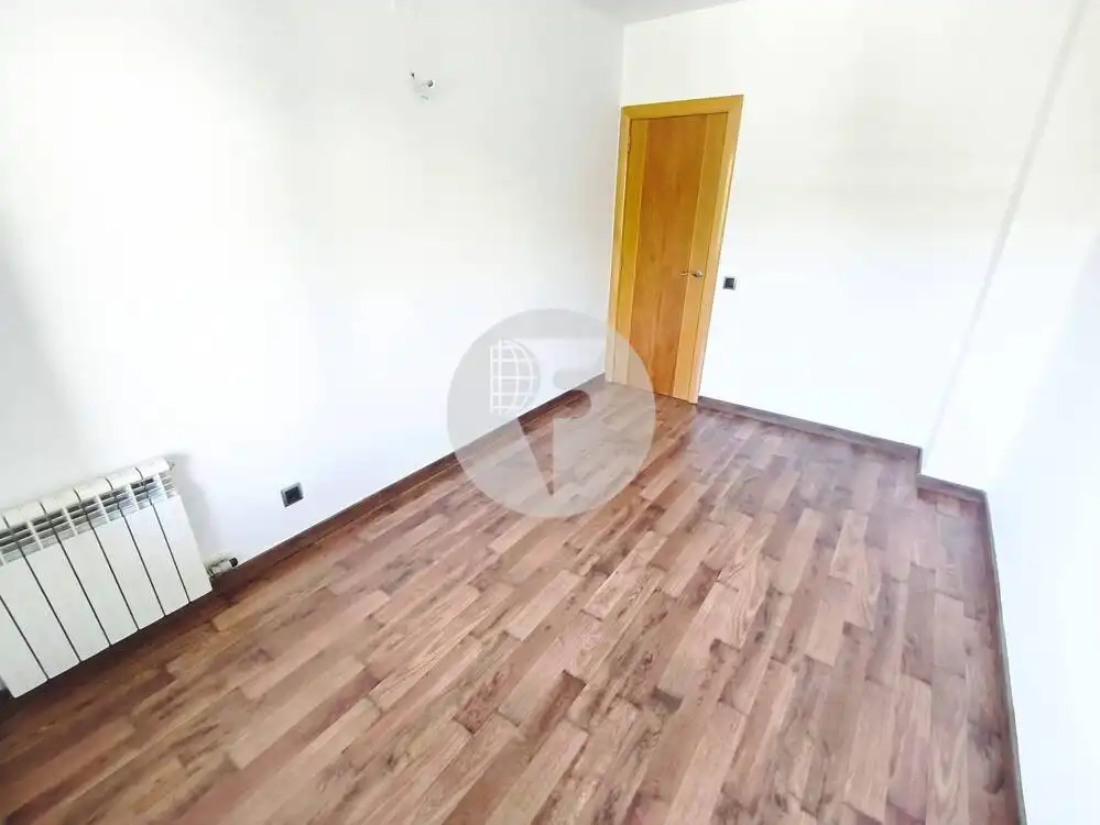 Piso en venta en Manresa con Calefacción y Balcón