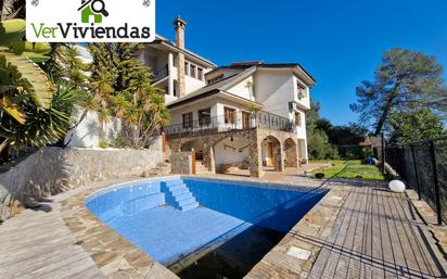 Garden of House or chalet for sale in Cervelló  with Air Conditioner, Heating and Private garden